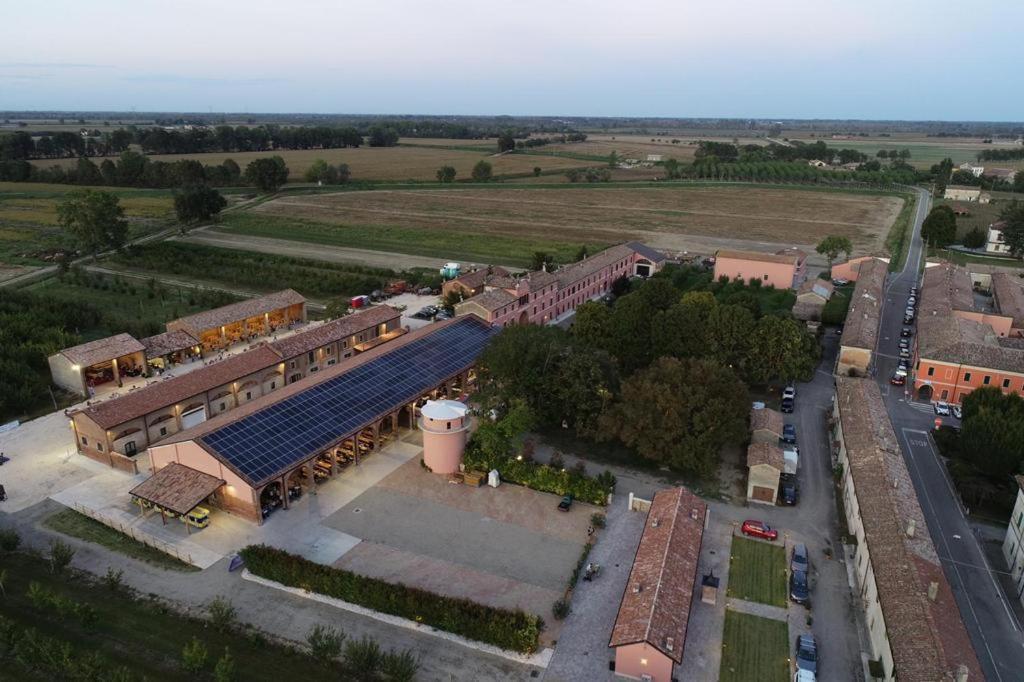 Agriturismo Pizzavacca Villanova sull'Arda Esterno foto